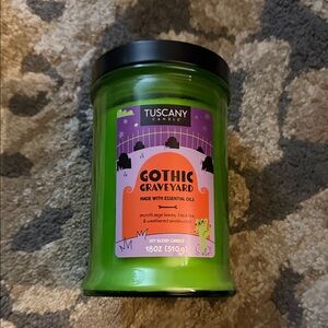 Gothic Graveyard Green Candle